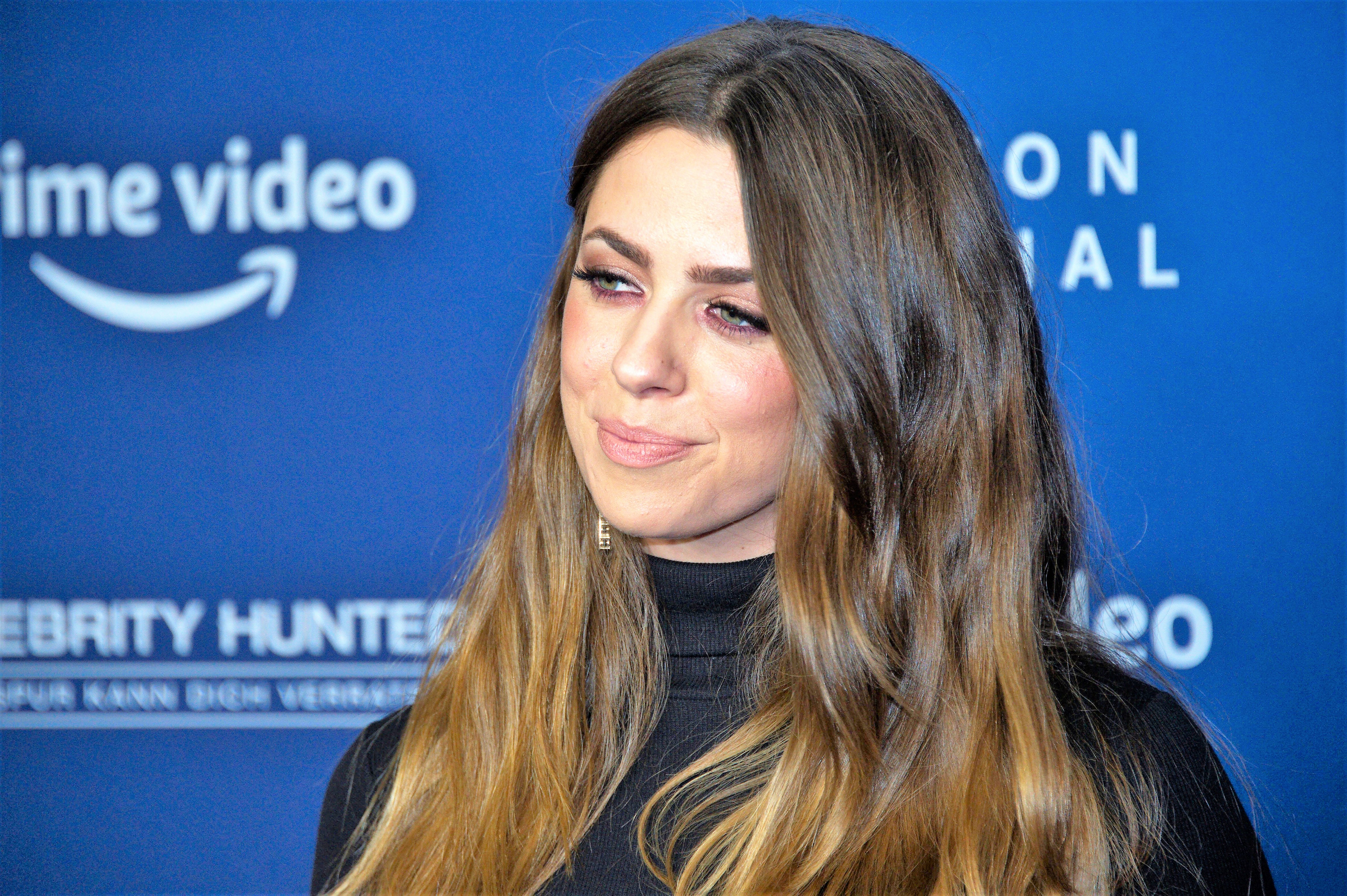 Vanessa Mai nackt! Heiße Fotos von Vanessa Mai – Nachtshooting wird zum Nacktshooting