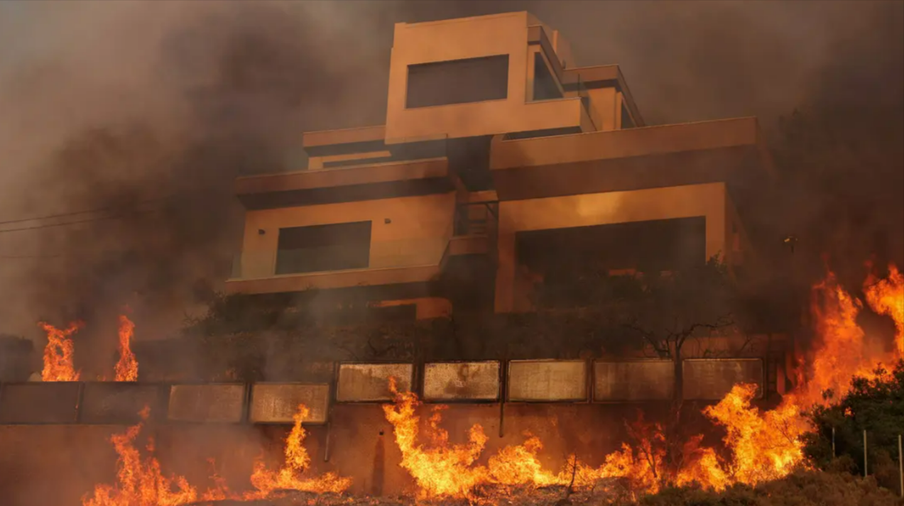 Katastrophe auf Rhodods - 46 neue Brände! Insel wird teilweise Evakuiert - Zehntausende Touristen auf der Flucht!