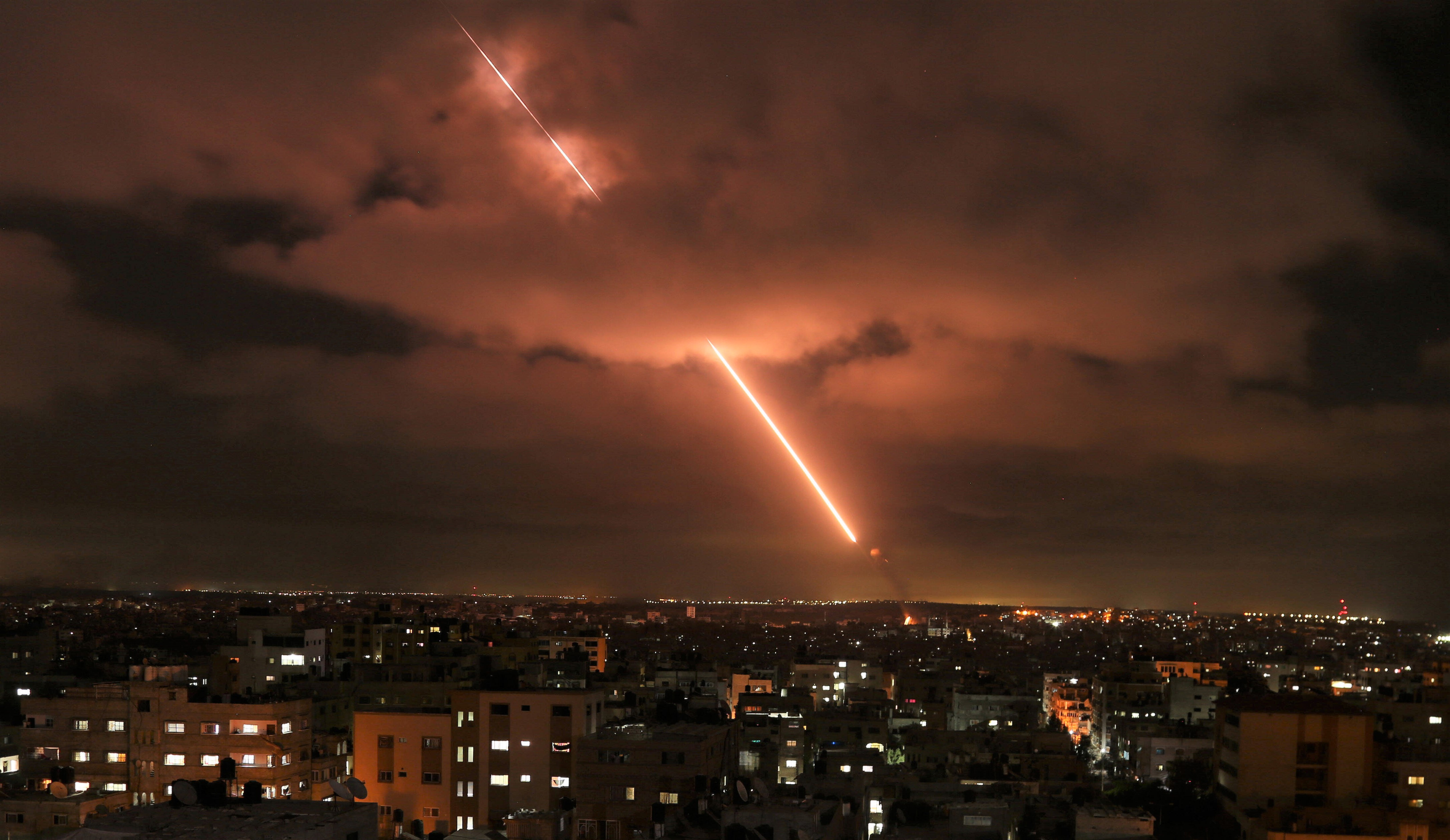 Luftalarm über der Ukraine! 3 Stunden Großangriff - Luftverteidigung in schwere Kämpfe verwickelt!