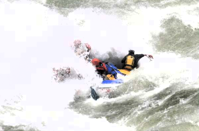 Deutscher von Fluss mitgerissen! Dramatischer Todesfall in Österreich
