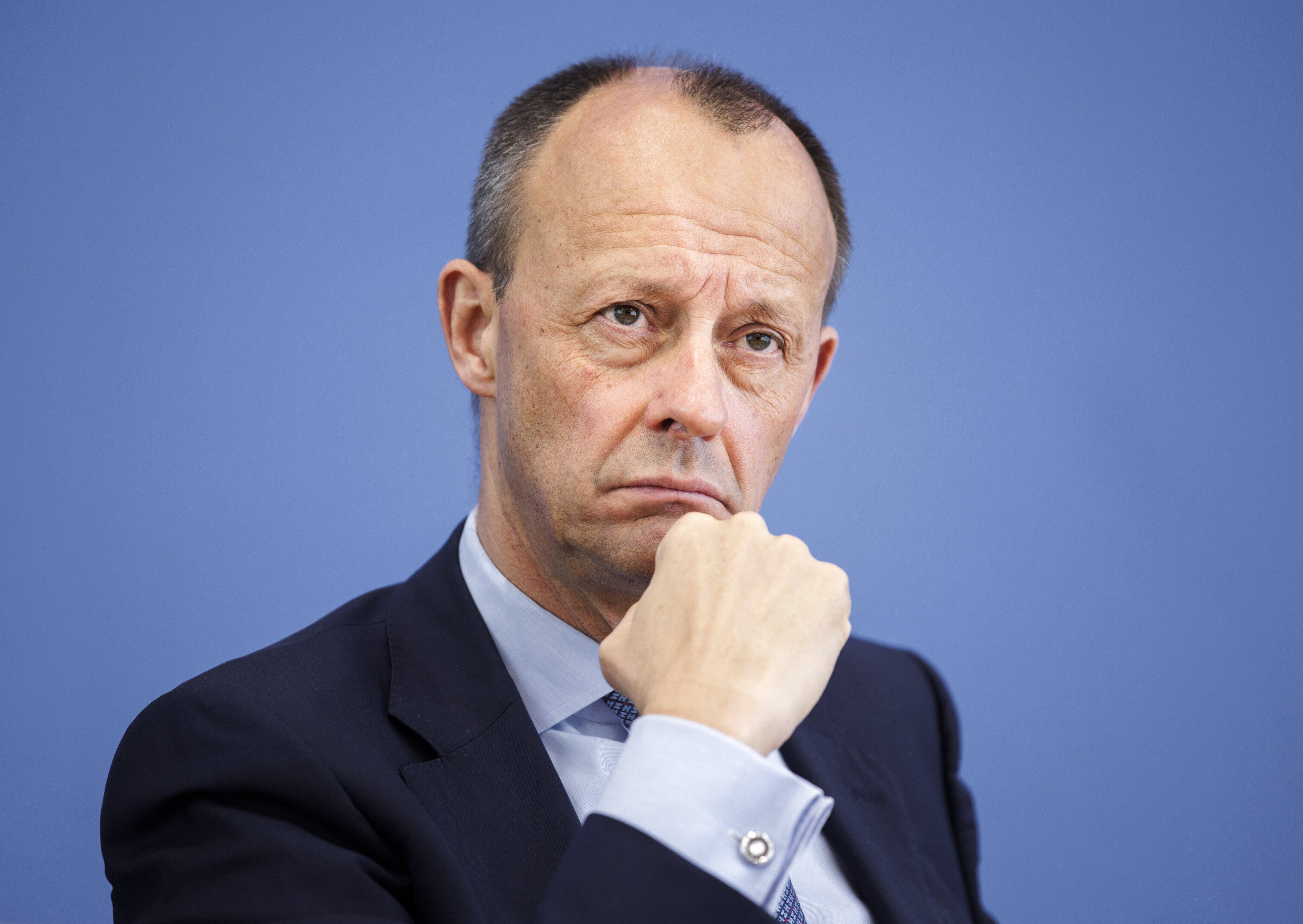 Friedrich Merz will AKWs sofort wieder anschalten! Heftige Attacke auf Bundeskanzler Olaf Scholz