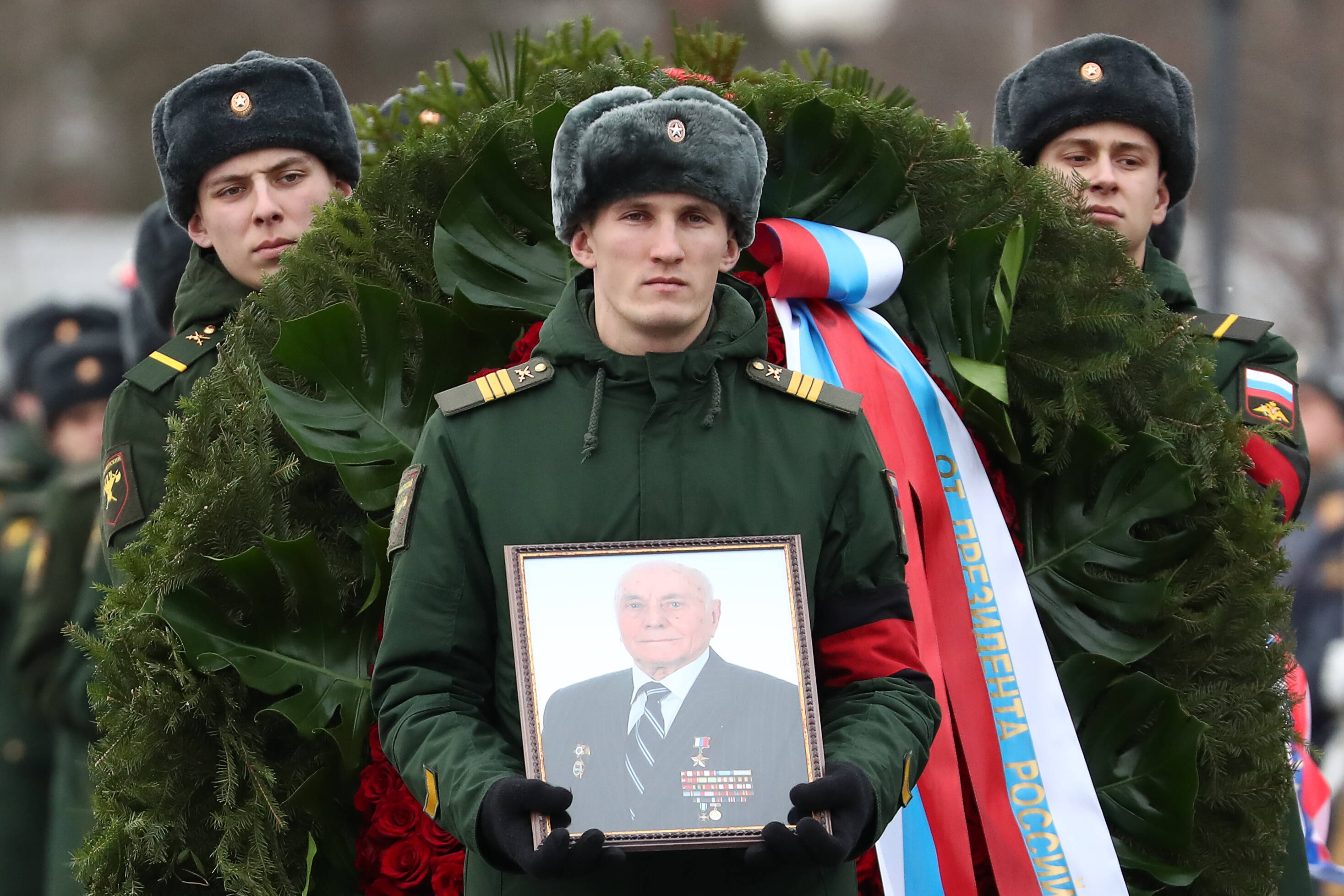 430.000 russische Soldaten gefallen! Erschreckende Statistik für Putin - der Kreml vernichtet eine Generation