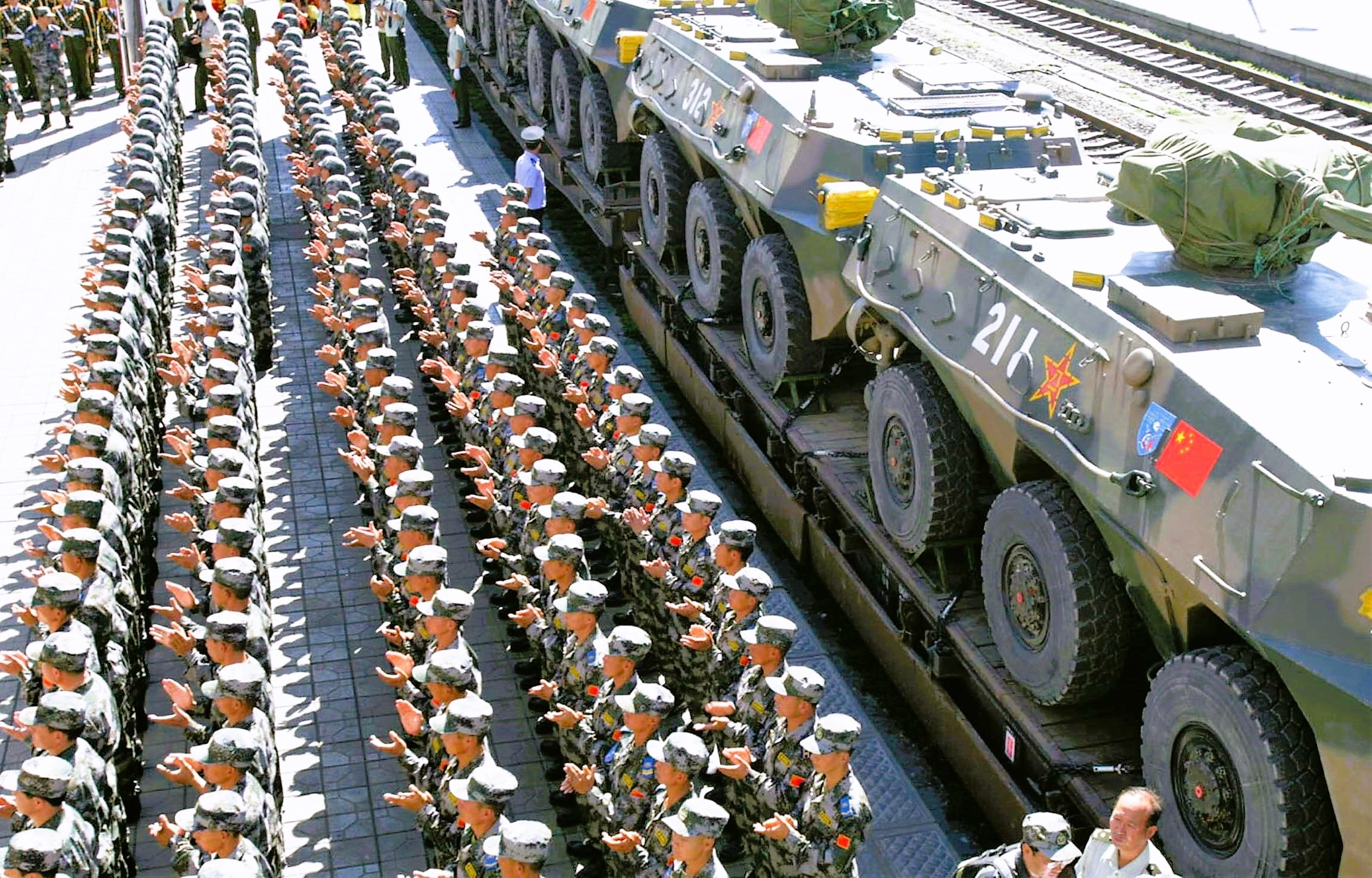 Eilmeldung! Putin zieht 200.000 Soldaten an der ukrainischen Grenze zusammen! Große russische Offensive befürchtet