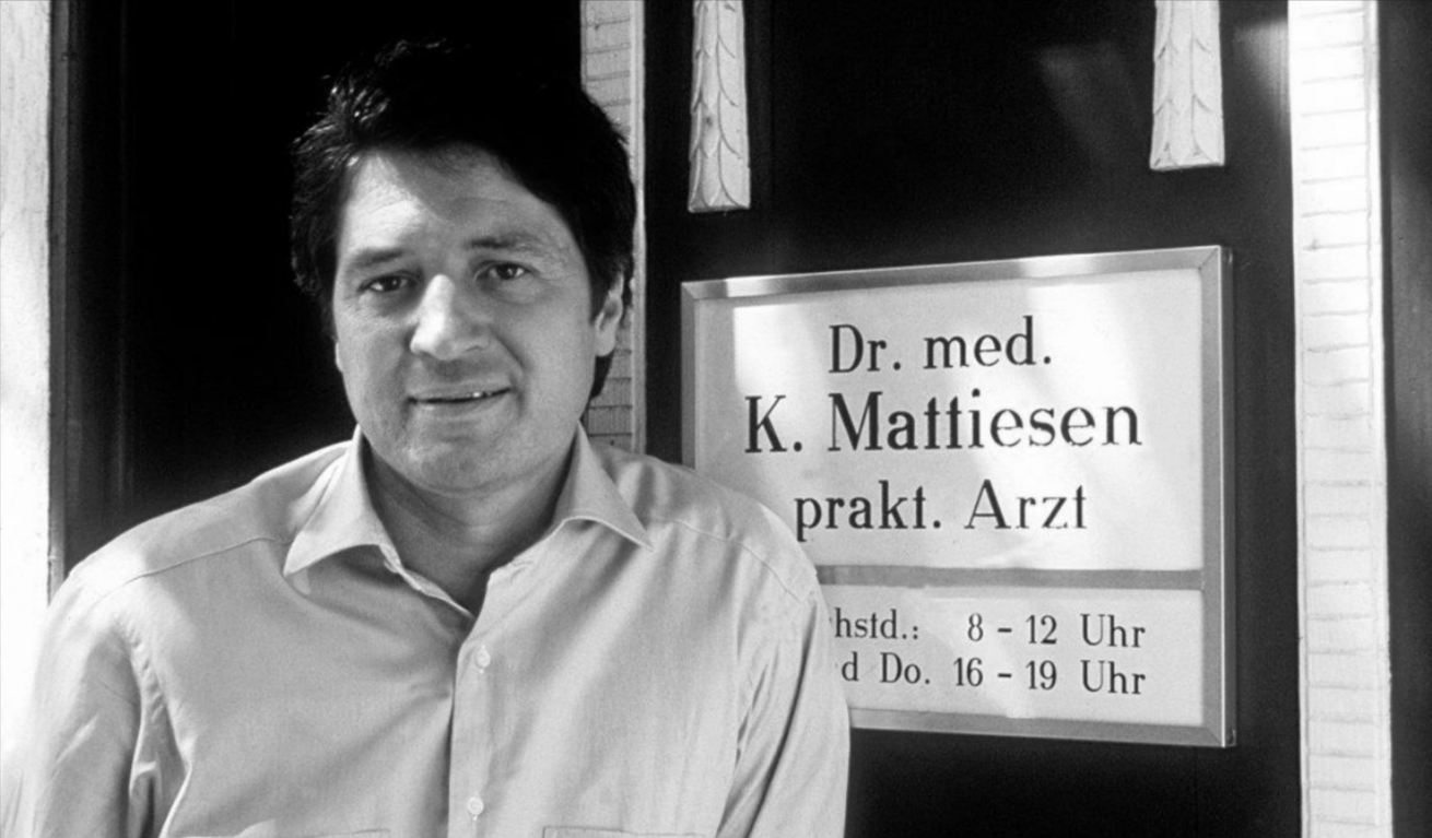 Trauer! Deutscher Schauspieler tot! "Der Landarzt"-Schauspieler verstorben - eine Legende geht