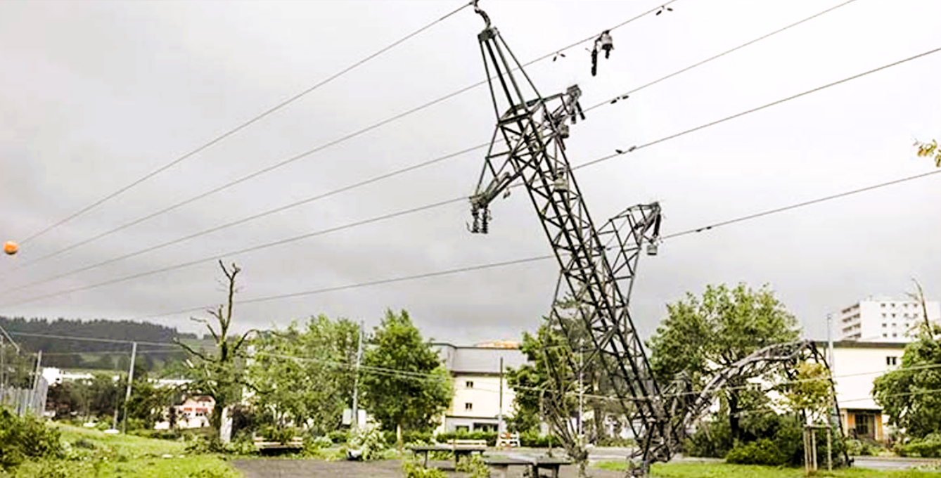 S-Bahn entgleist! Schwere Unwetterschäden in Deutschland! Ausnahmezustand und Alarmstufe Lila in mehreren Regionen