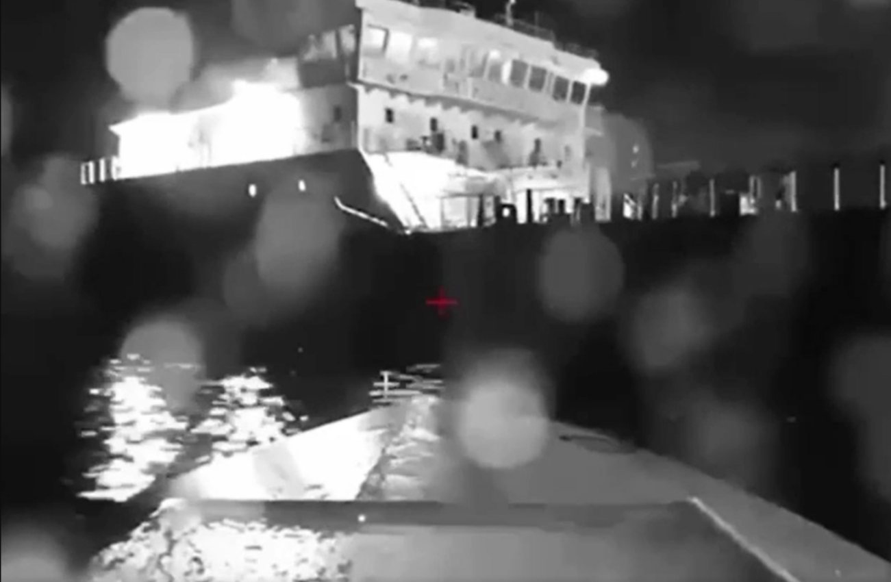 Russische Spionage-Schiff direkt vor Insel Fehmarn aufgetaucht! Deutschland machtlos - was plant Putin?