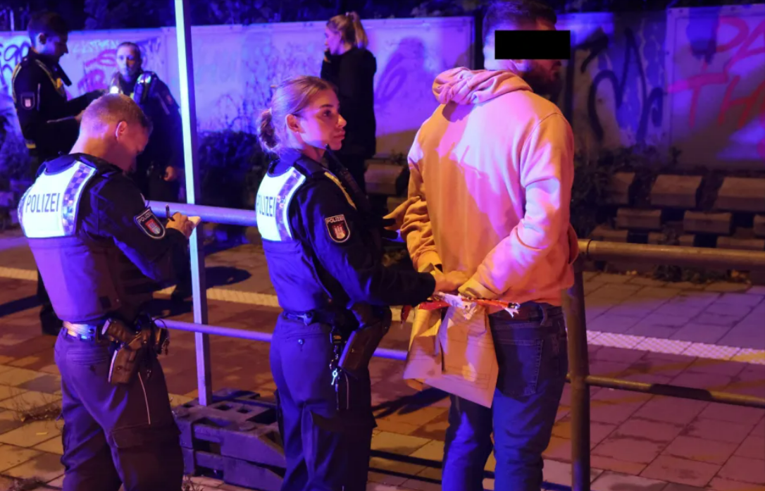 Unfassbar! Staatsanwältin lässt Frauenwürger frei  - Wenig später vergewaltigte er eine Frau!