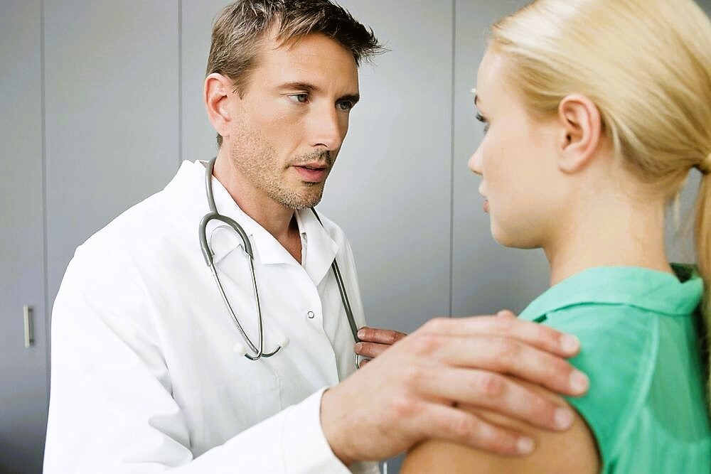 Arzt in Berlin soll Serienmörder sein! Vier Patientinnen brutal getötet und Wohnungen angezündet!